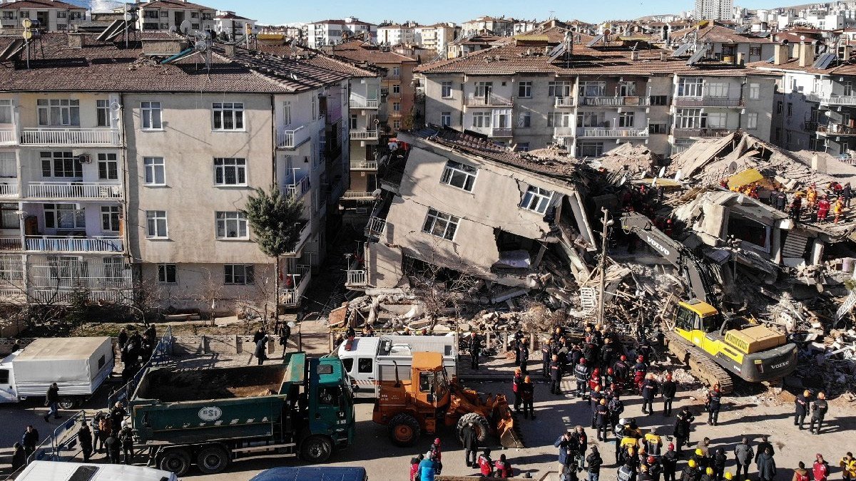 Uzman isim 'Uzun zamandır bir faaliyet yok' diyerek uyardı: 7 büyüklüğünde bir deprem bekliyoruz