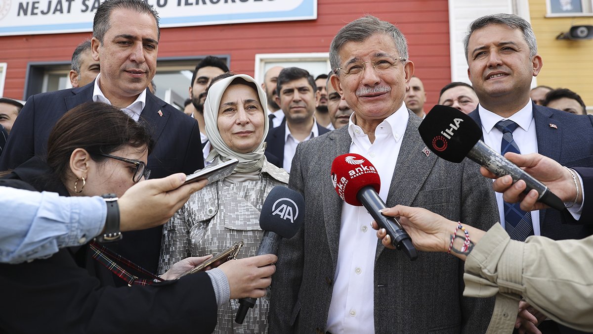 Davutoğlu oyunu kullandı: Bugün halkın konuşma vakti