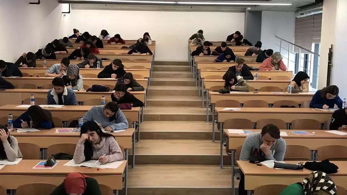 Deprem bölgesinde KPSS kararı: Sınav ücreti alınmayacak