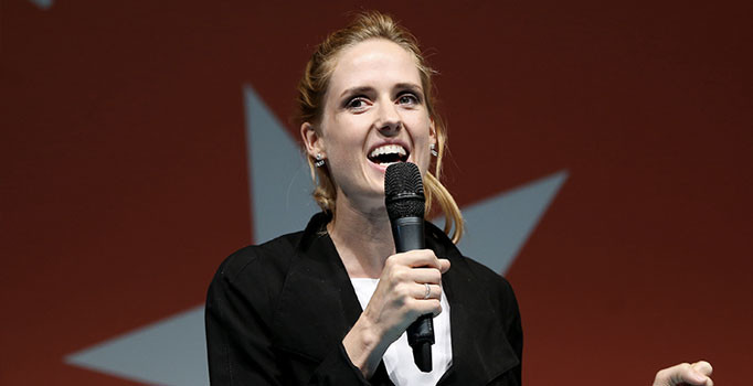 Alman Oyuncu Wilma Elles: Bu halka hiç kimse karşı koyamaz