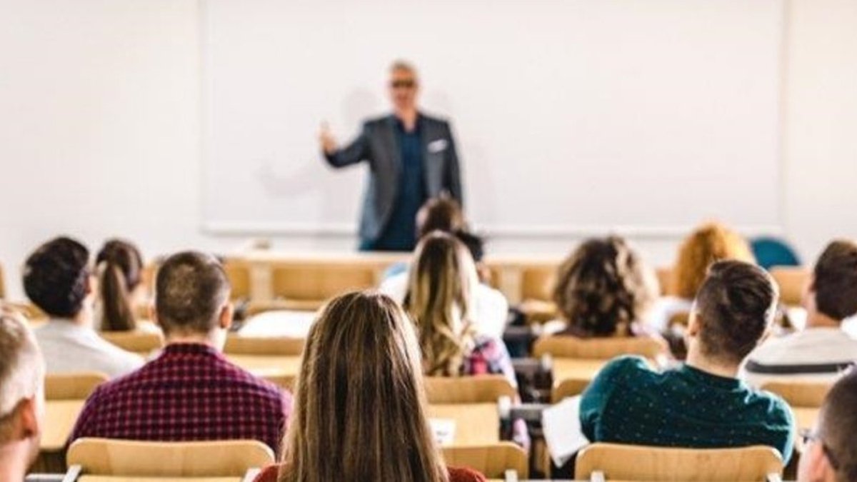 YÖK'ten deprem bölgesindeki akademisyenlere yabancı dil desteği