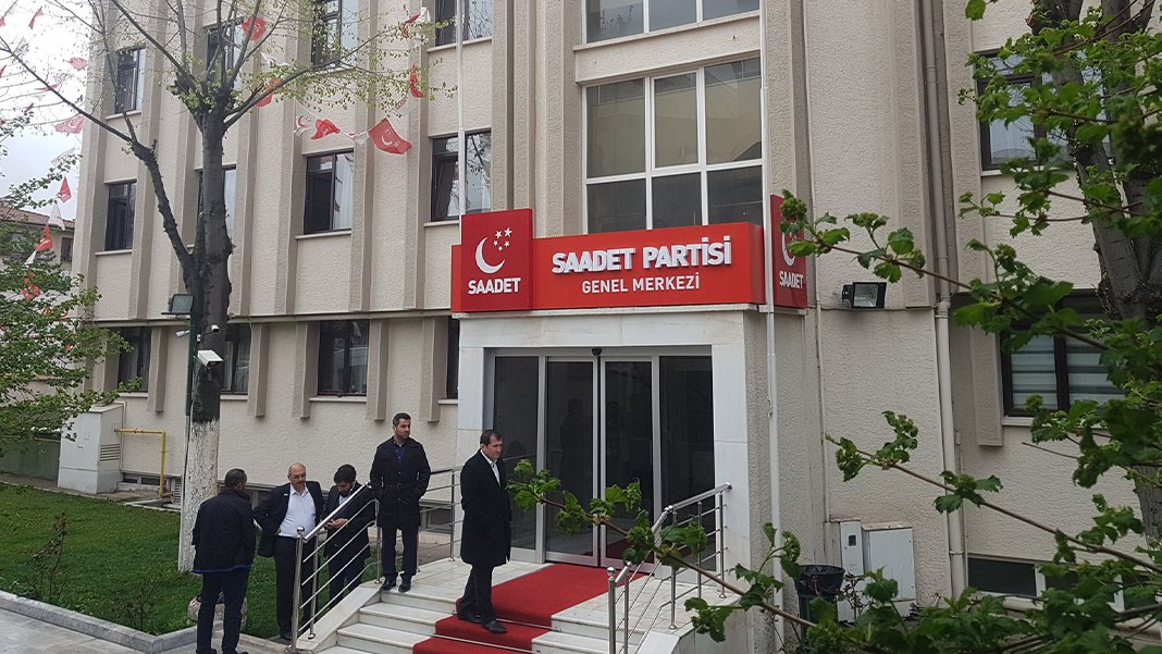 Saadet Partisi'nden iktidara terör cevabı: Öcalan'a mektup getirenler bize vatan sevgisi dersi veremez