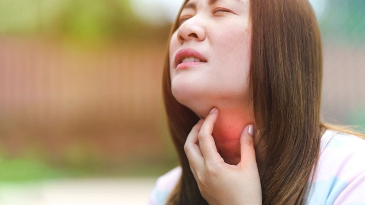 Boğaz Kaşıntısı: Nedenleri, Tedavisi ve Evde Uygulanabilecek Yöntemler