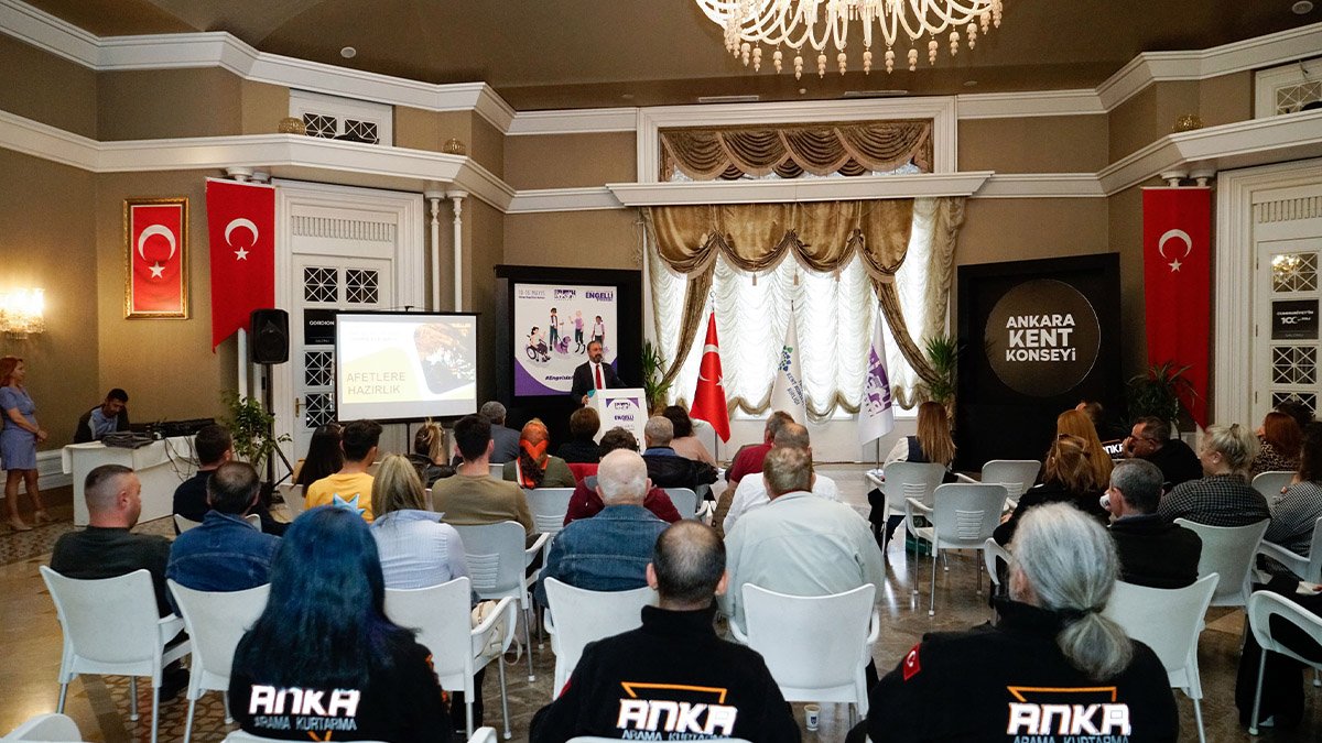 Ankara Kent Konseyi Afet Farkındalık Eğitimi'ne ev sahipliği yaptı