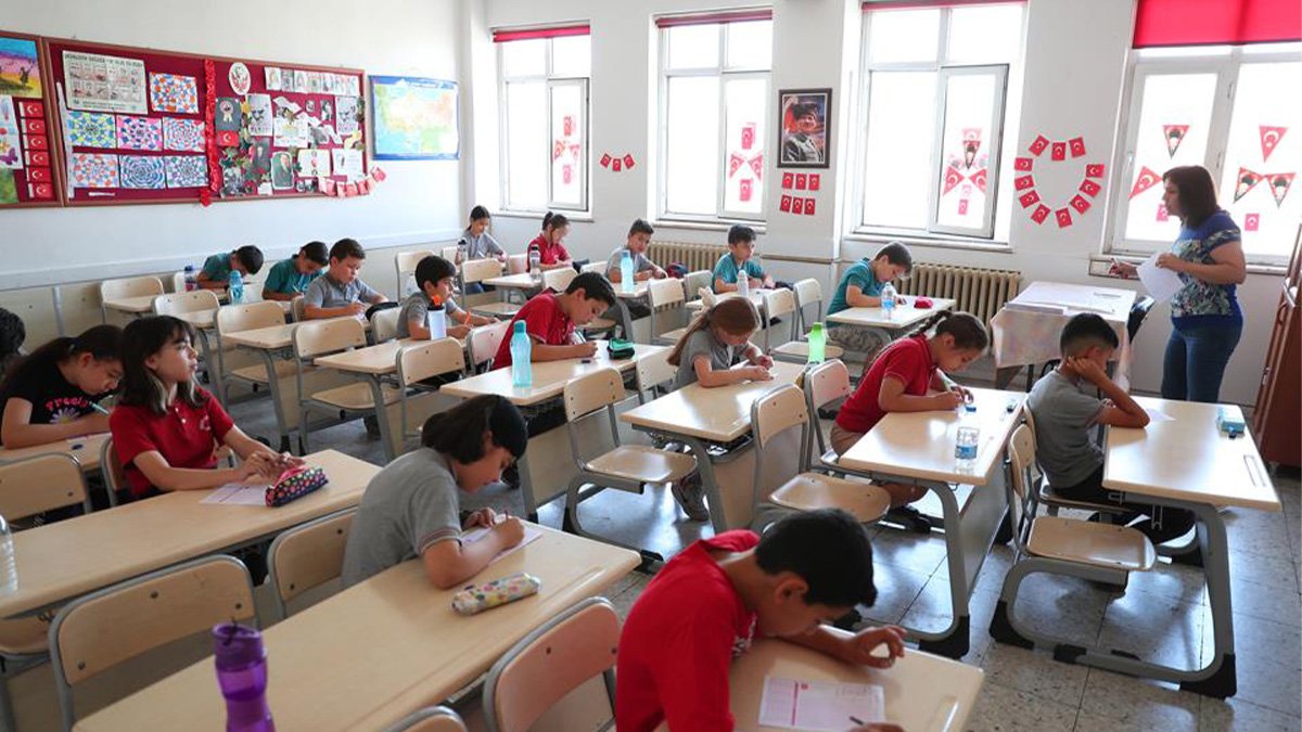 Merkezefendi'de öğrenciler Robotik Kodlama sınavına girecek