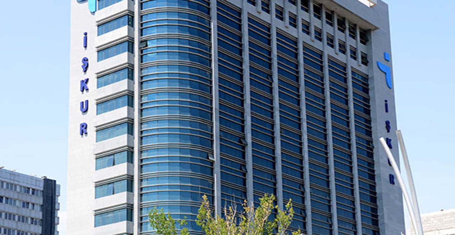 Düşük KPSS puanıyla iş kapısı açıldı! 125 büro personeli alınacak: O illerde iş arayanlara iyi haber