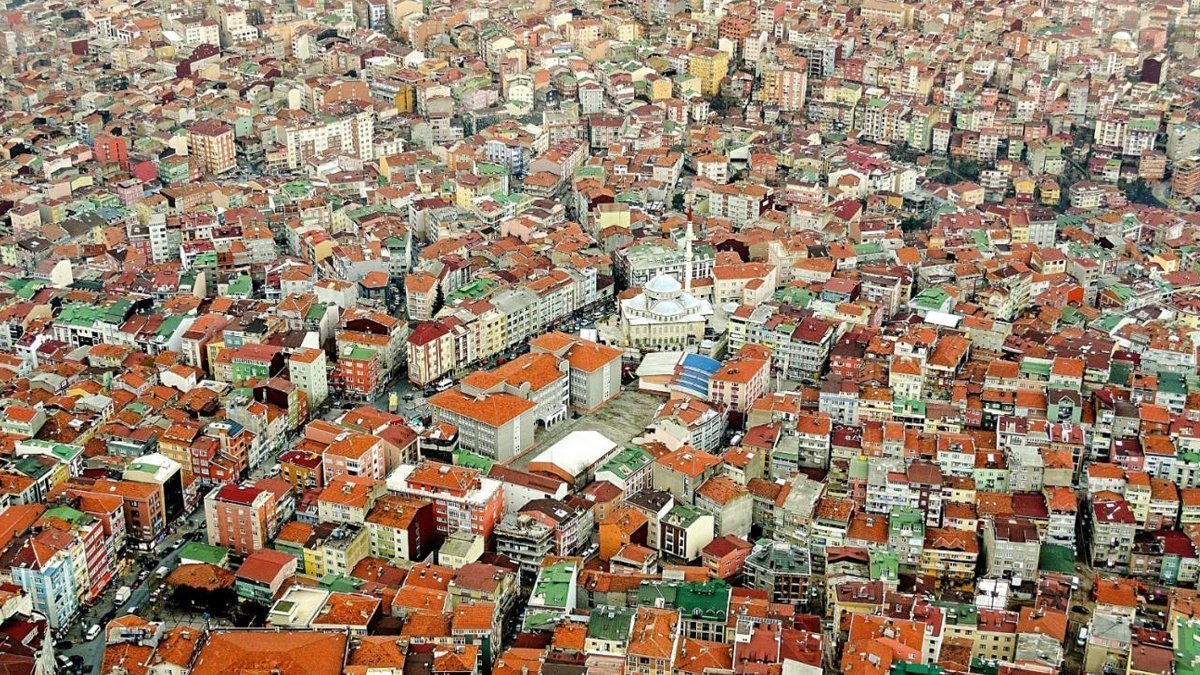 İBB'den iktidara ve kurumlara çağrı: Acil çözüm bekleyen 'deprem sorunu' siyasete alet edilmesin