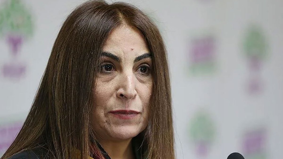 Aysel Tuğluk hakkındaki hapis cezasının infazına erteleme