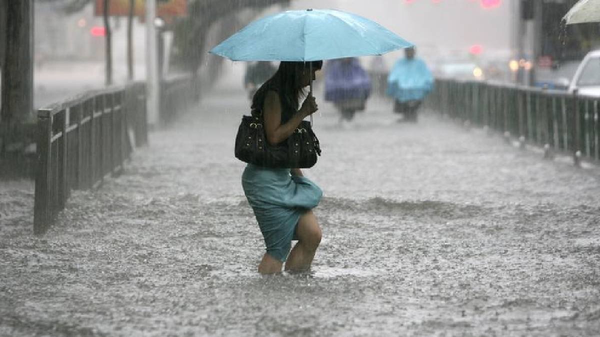 O şehirler için alarm verildi! Bu yağışlara şemsiye de kar etmeyecek! Ortalık bir anda göle dönecek
