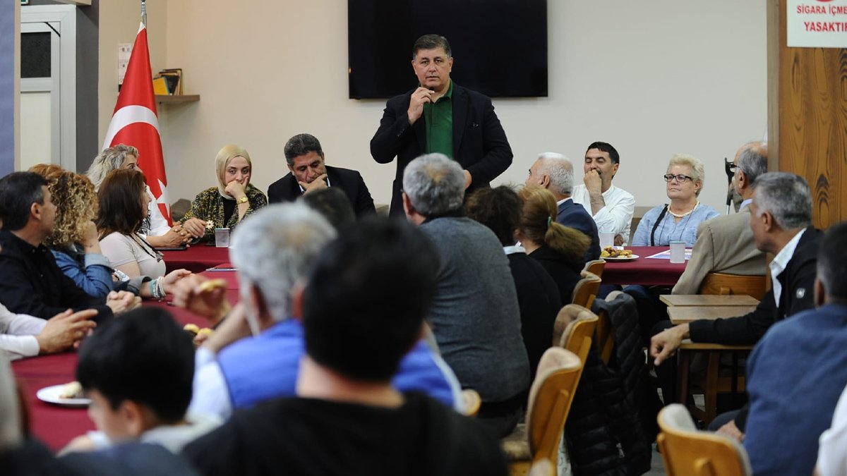 Tugay, “Tüm gün sandık başında olacak, akşam da sandık peşinde koşacağız”