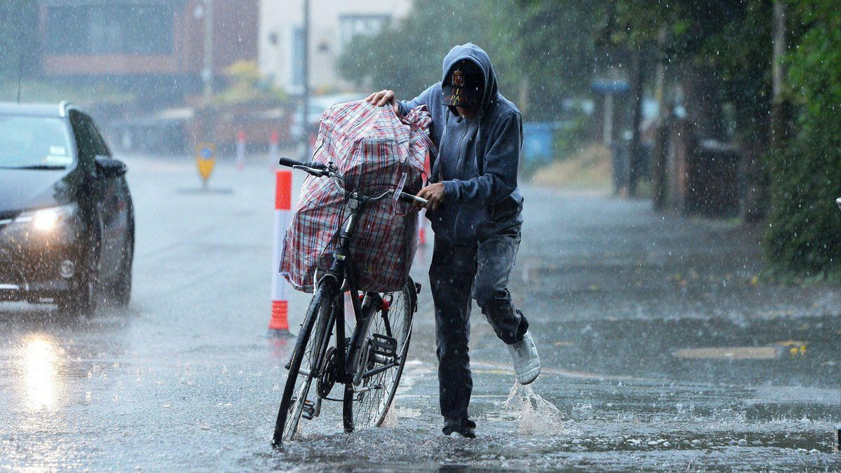 O bölgede ikamet edenlere uyarı yapıldı! Yarına planı olanlar iptal etsin: Gök gürültülü sağanak yağış geliyor...