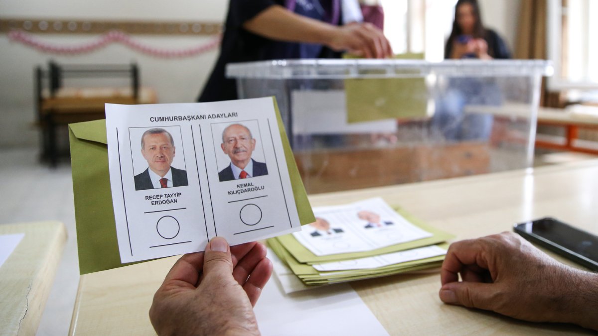 İkinci tur seçimleri dünya medyasında: Türkiye kutuplaşan dünyanın merkezinde