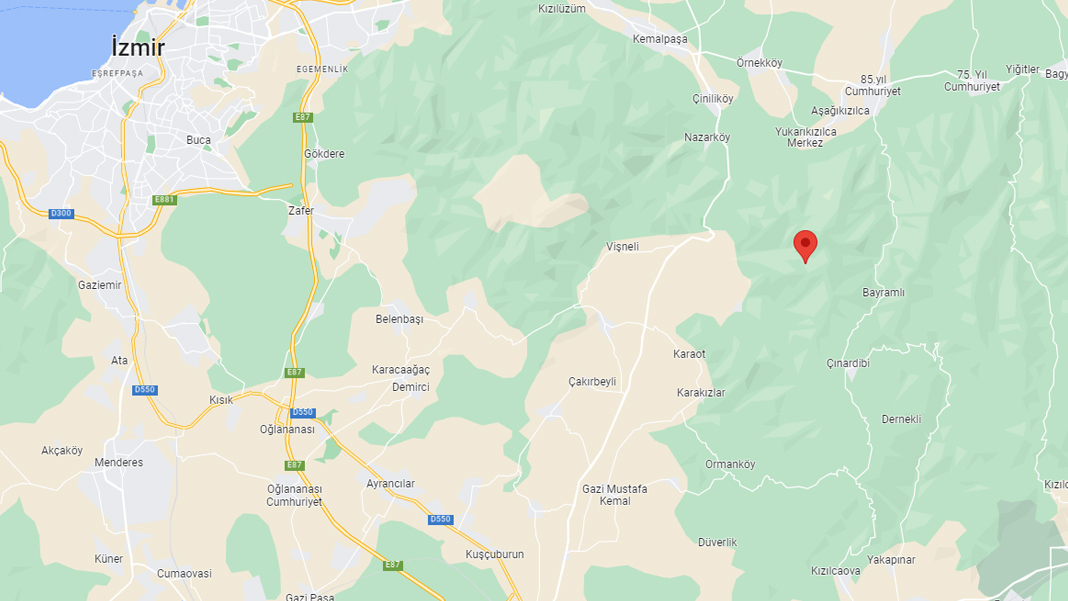 Ege'de deprem: İzmir sallandı