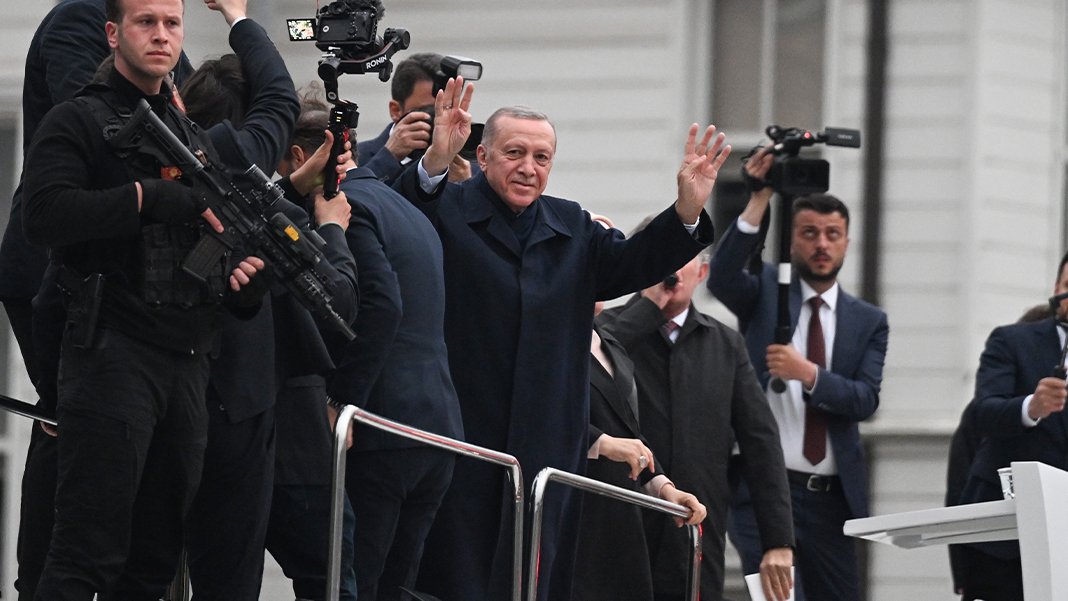 Türkiye tercihini yaptı: Zafer yüzde 52.11 ile Erdoğan'ın