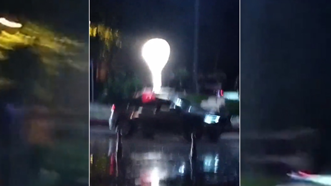 Konya'daki kutlamalarda dev ampulle şehri gezdi