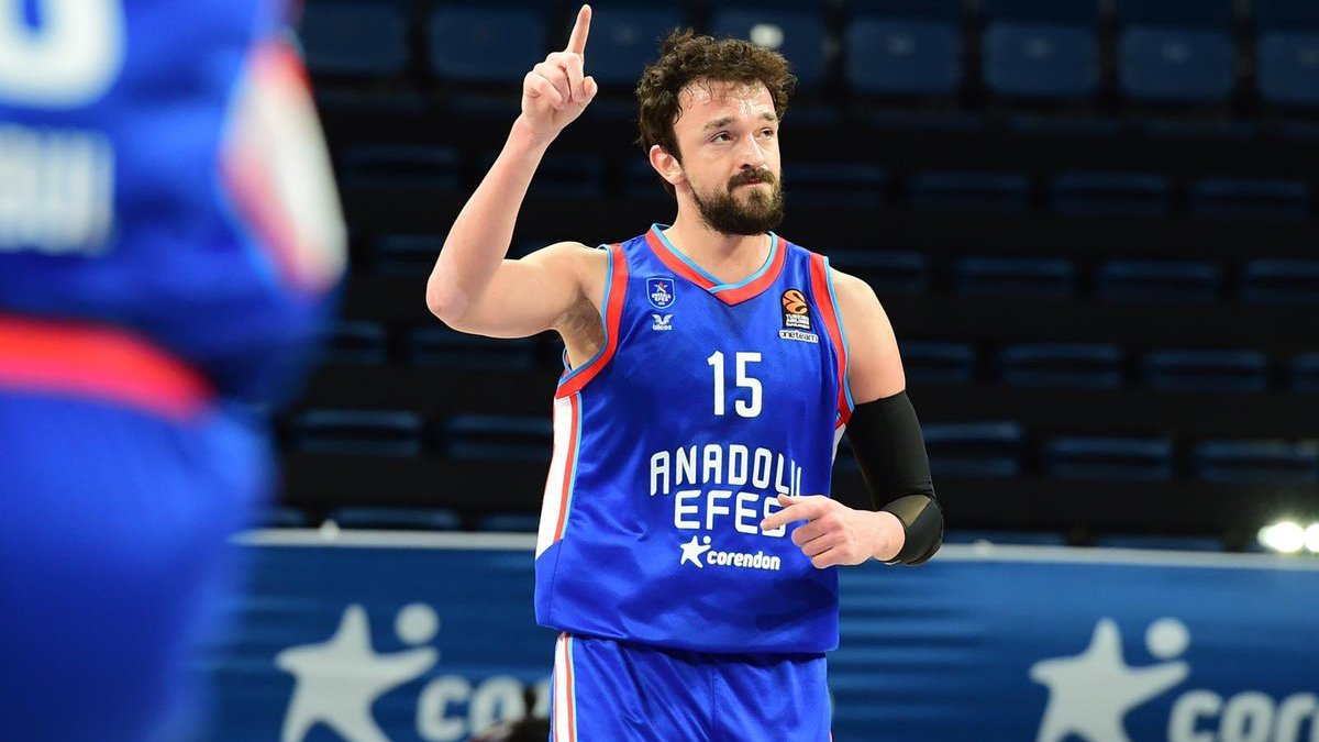 Milli basketbolcuya Barselona'da hırsızlık şoku! Değeri tam 25 bin euro