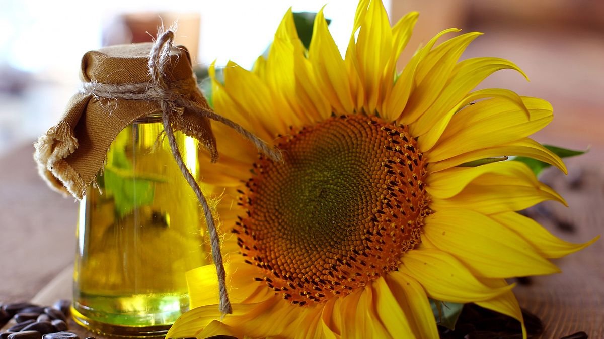 O markette indirim rüzgarı! 4 litre ayçiçek yağı 119 TL'ye satışa çıkıyor: Kapıda kuyruk var