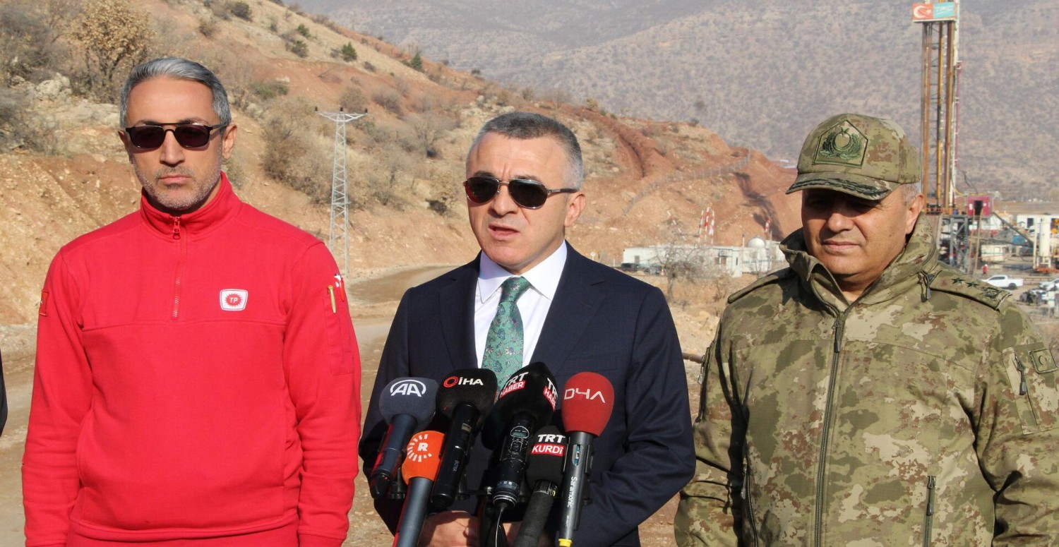 2023 yılında peş peşe müjdeler! Orada petrol bulundu: Vali müjdeli haberi duyurdu