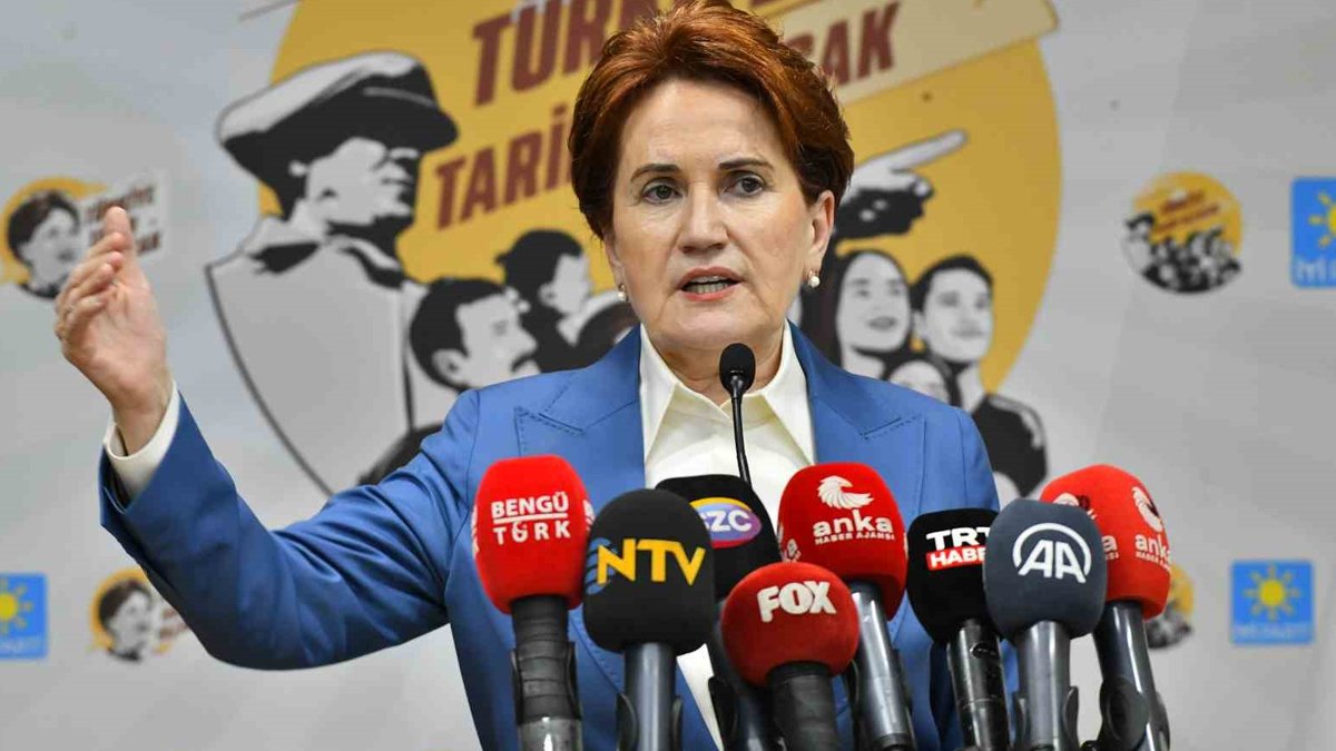 İYİ Parti'de hareketli saatler: Akşener'den kurmaylarıyla seçim toplantısı