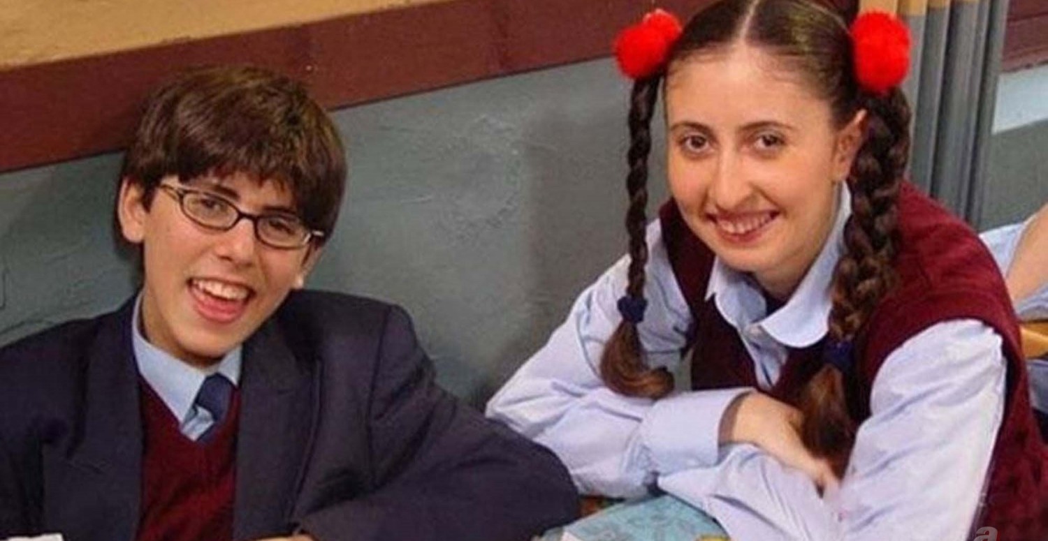 Hayat Bilgisi dizisinin en komik karakterlerindendi! Dizinin Ürperi'si Ceren Soylu yıllar sonra bu haliyle ortaya çıktı