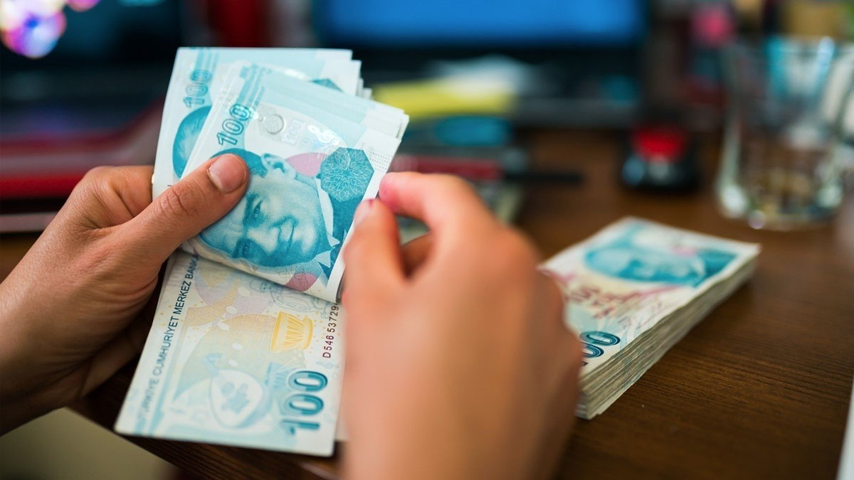 Bayram ikramiyesi hesaplara yatırılacak! O tarihte hesabınızı kontrol edin: Bayram ikramiyesi ne kadar oldu?