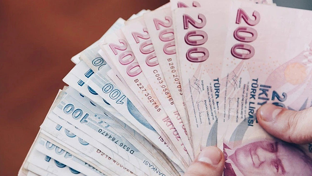 Dolar 22 TL olursa asgari ücret öyle bir rakam olacak ki, açlık sınırını hayli hayli geçecek! O isim alt limiti açıkladı
