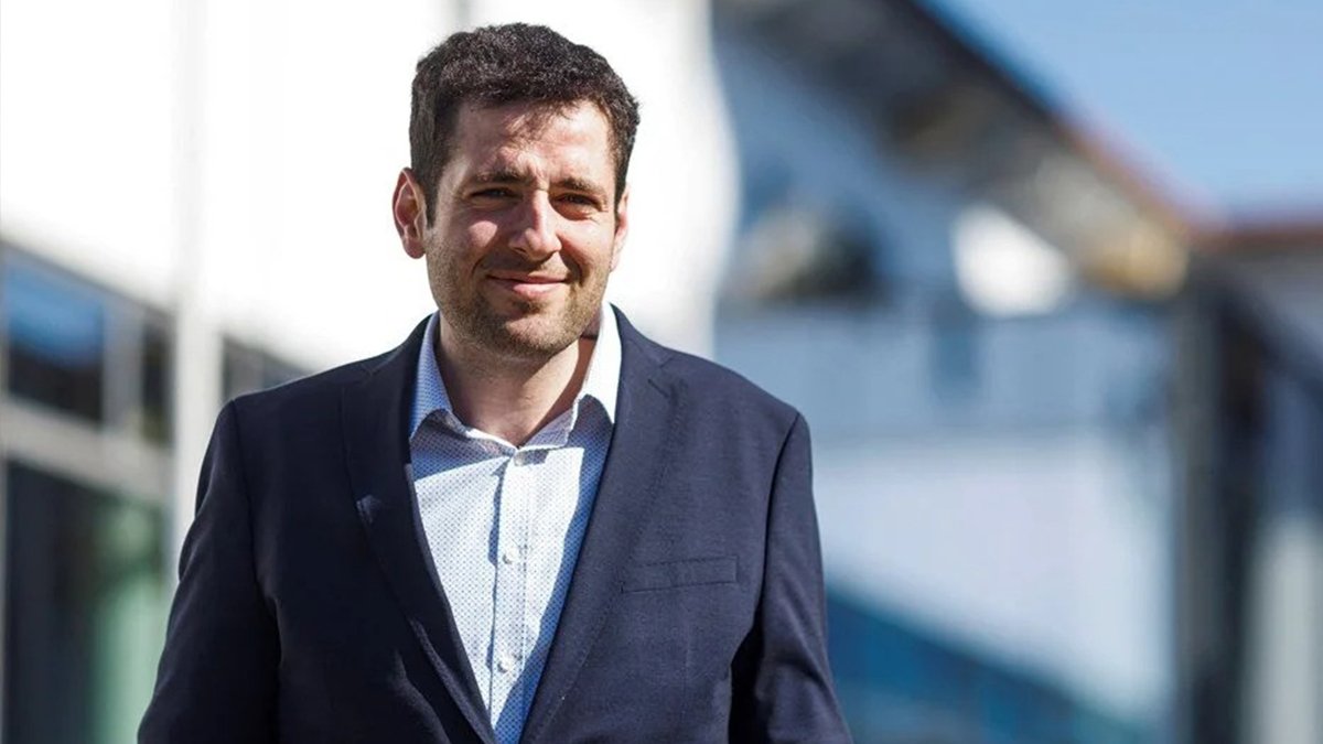 Sığınmacı olarak gittiği Almanya'da belediye başkanı oldu