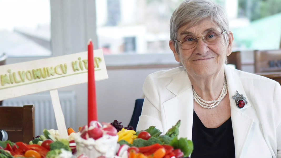 AYM, Canan Karatay'a verilen cezayı ifade özgürlüğünün ihlali saydı