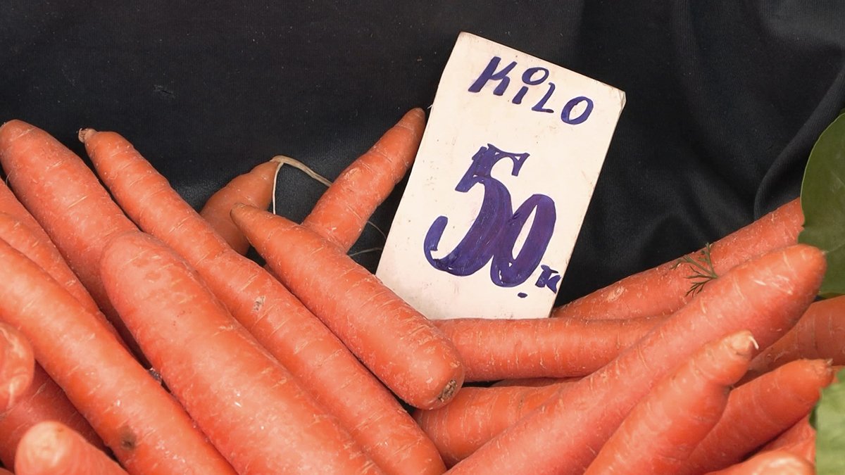 Havuç fiyatları görenleri şok etti: Tezgahta etiket 50 TL