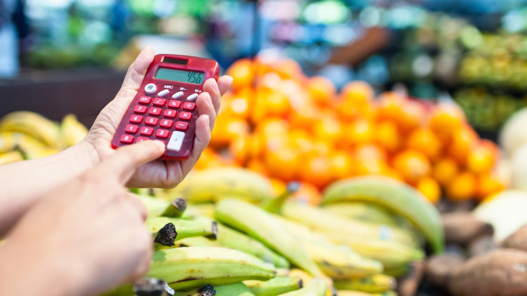 İstanbul'da yıllık enflasyon yüzde 56: Rekor serisi 47. ayı buldu