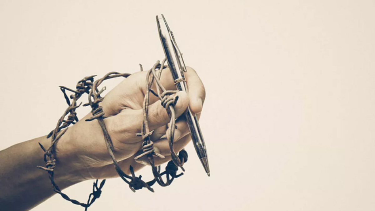 Türkiye'nin mayıs ayındaki 'basın özgürlüğü' karnesi: Gazeteciler 60 kez hakim karşına çıktı