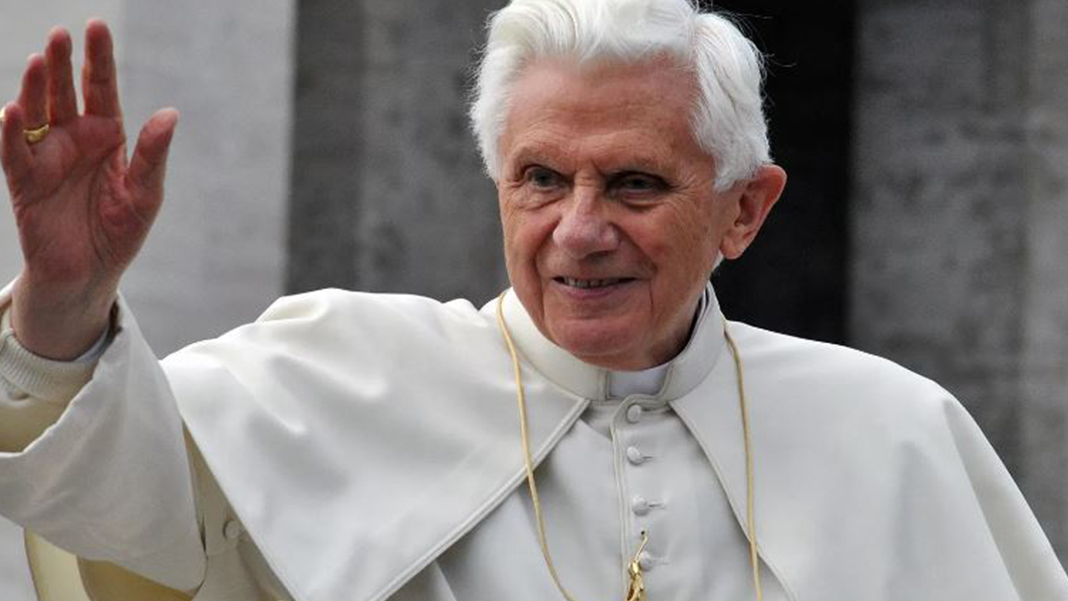 Eski Papa 16. Benedikt’in mirasına ret