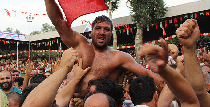 655. Tarihi Kırkpınar Yağlı Güreşleri'nde Recep Kara başpehlivan oldu!