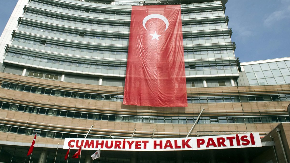 CHP’de 28 Mayıs istifası: İl başkanı görevini bıraktı