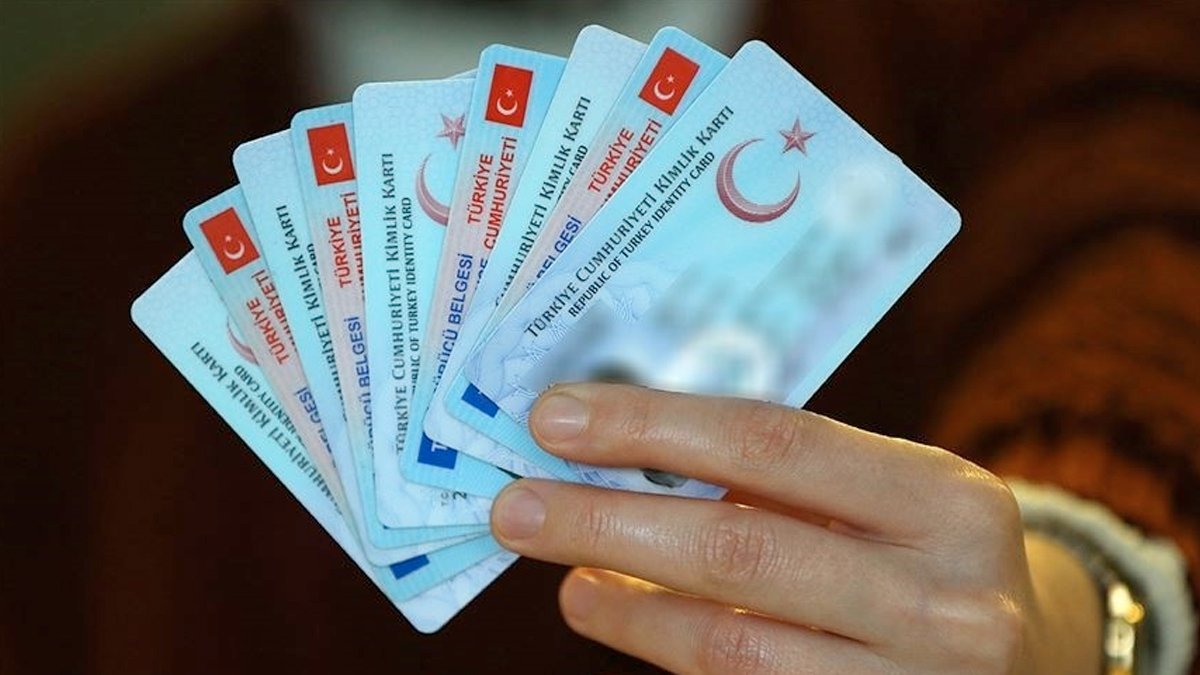 Kimliğini değiştirmek isteyen vatandaş hayatının şokunu yaşadı