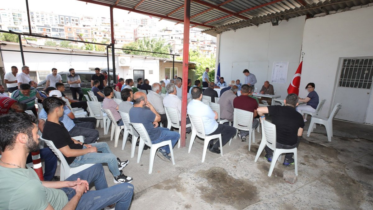 Bayraklı’da kurban satış yerleri kura ile belirlendi