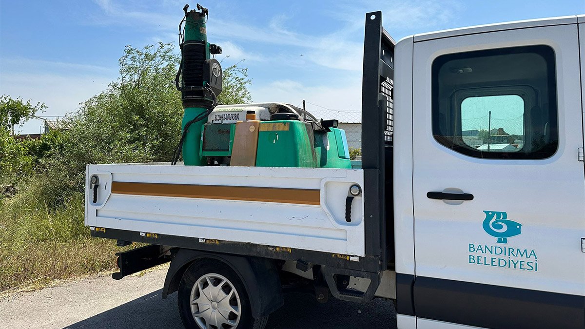 Bandırma Belediyesi vektörle mücadeleye hız verdi
