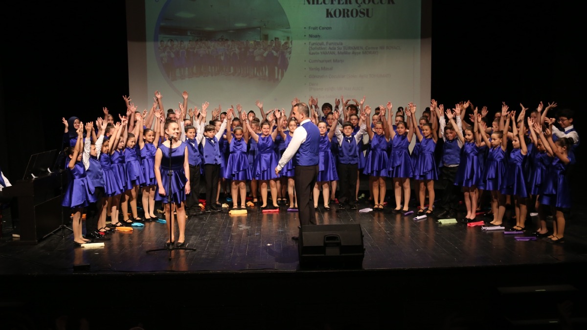 Çocuk ve Gençlik Koroları performanslarıyla alkış aldı