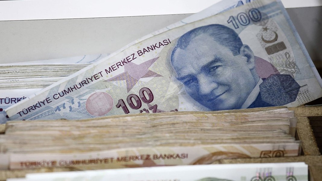 Emekli maaşında yeni plan: Kademeli zam