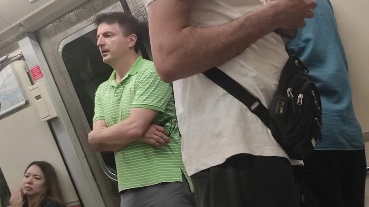 Metroda görüntülenen İYİ Partili Bilge Yılmaz sosyal medyada gündem oldu