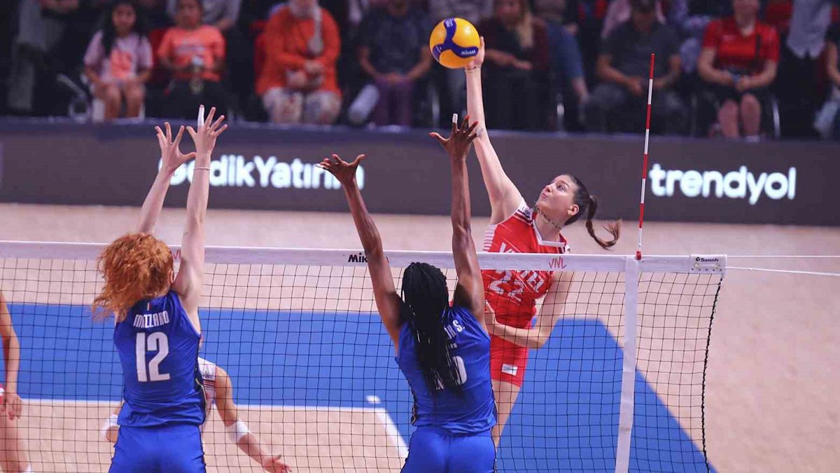 Filenin Sultanları, İtalya'yı da mağlup ederek 3'te 3 yaptı