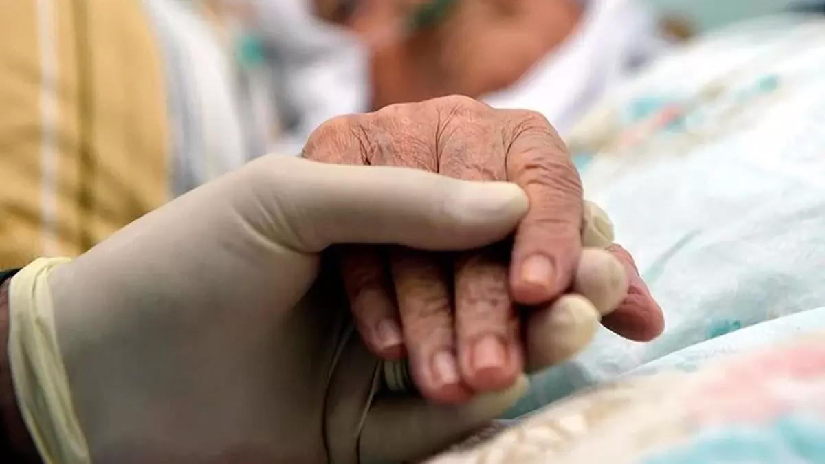 Evde bakım yardımı yönetmeliğinde gelir tespiti değişikliği: Binlerce aile mağdur olacak