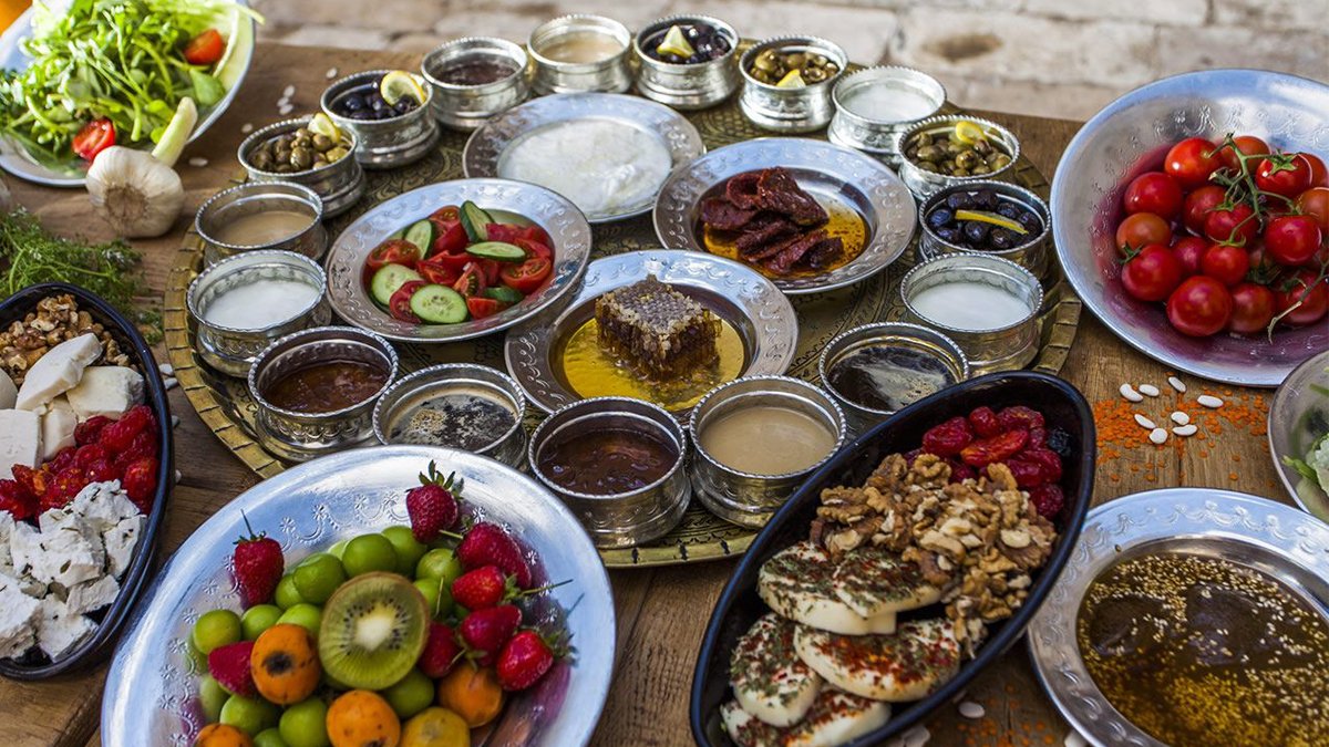 Türk kahvaltısı Azerbaycan'da