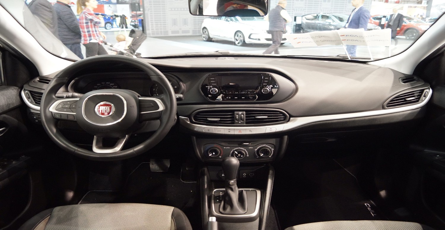 Sıfır otomobil fiyatlarına Haziran ayarı! Fiyat listesi güncellendi: İşte Fiat, Ford, Renault güncel fiyatları