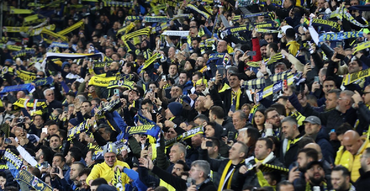 Jorge Jesus veda etmişti: Fenerbahçe 4 yıllık anlaşmayı resmen açıkladı!