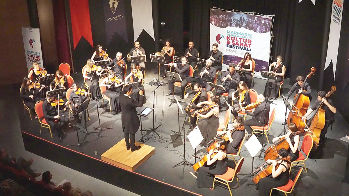 Marmaris’te yaralar sanatla sarılıyor