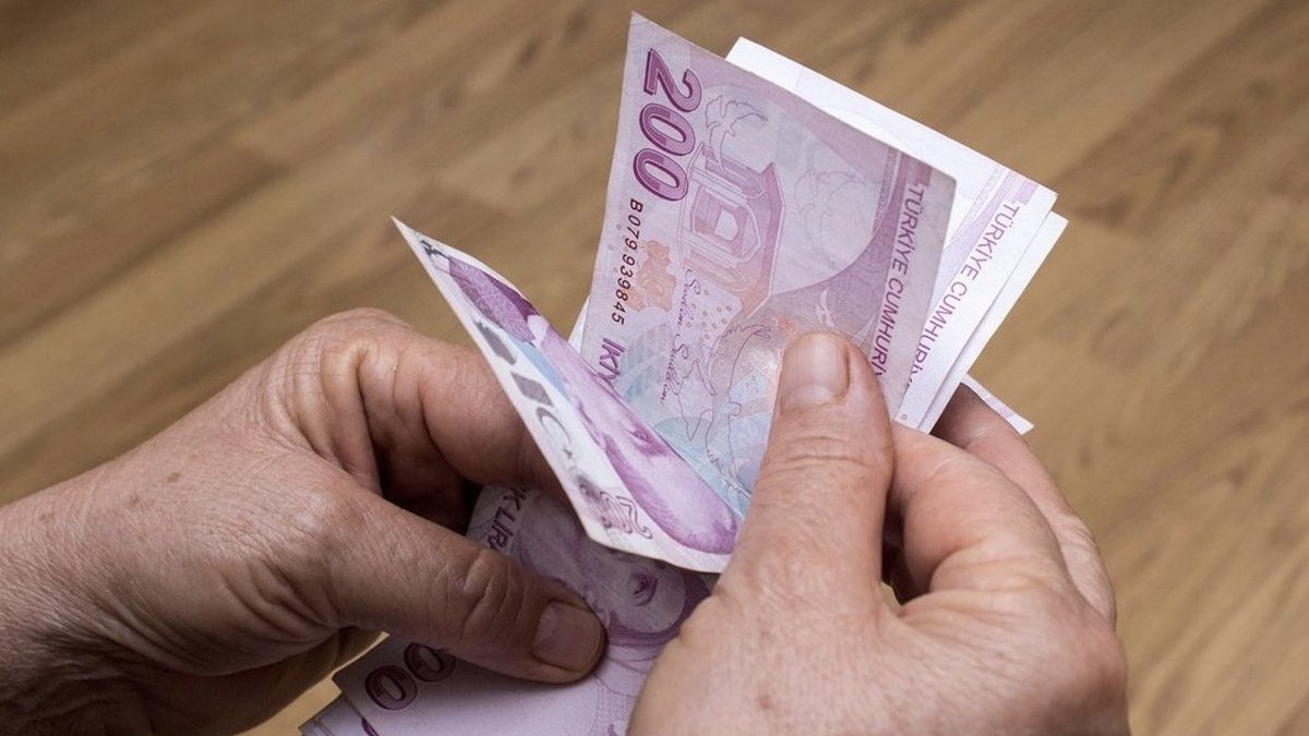 Memur ve emekli yüzde kaç enflasyon zammı alacak?