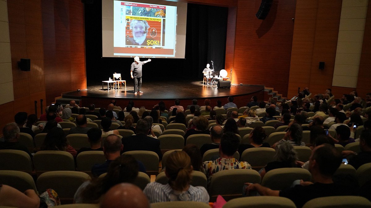 Büyükşehir Belediyesi sanatın ve sanatçının yanında olmaya devam ediyor