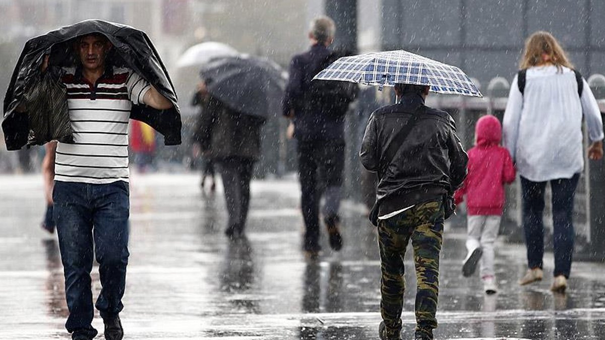 Meteoroloji saat verdi: Çok kuvvetli yağacak!