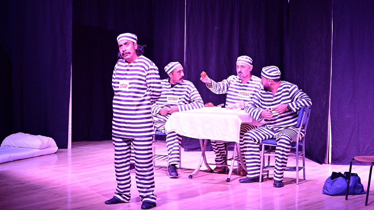 ’La Casa Da Bi Domatiz’’ oyunu izleyiciyle buluştu